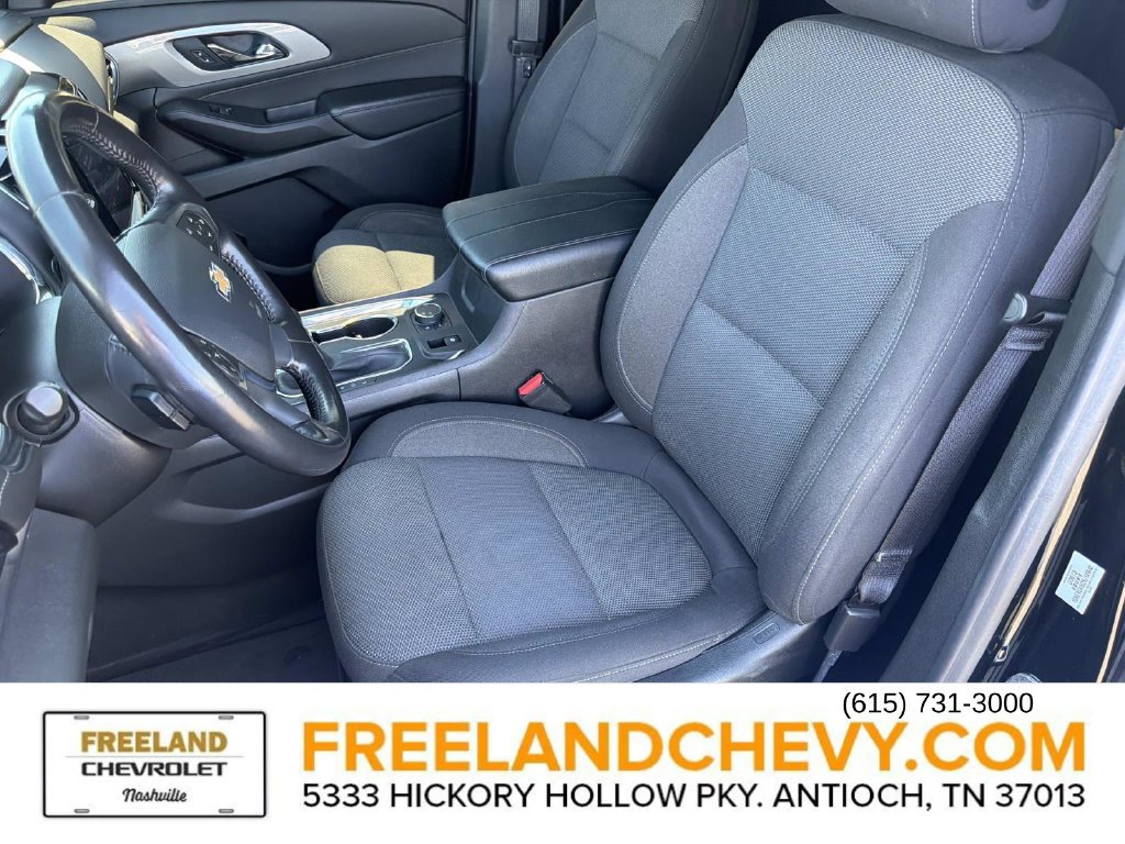 Used 2022 Chevrolet Traverse LT FWD image 28