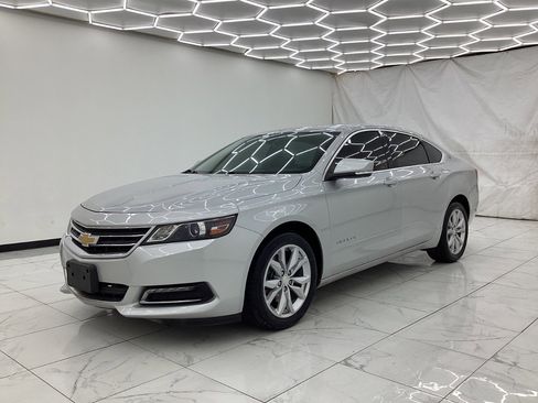 Used 2018 Chevrolet Impala LT w/ LT Convenience Package FWD image 6