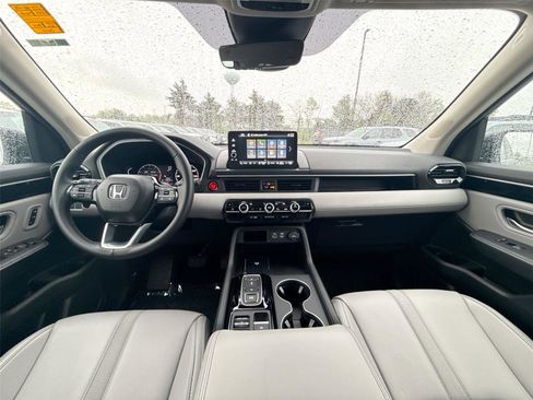 Certified 2025 Honda Pilot EX-L image 25