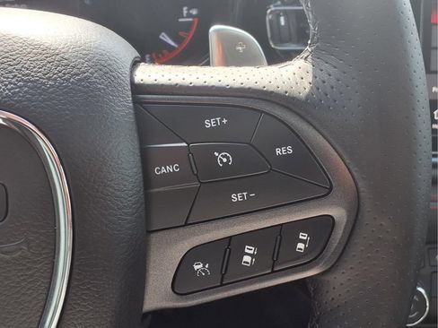 Used 2023 Dodge Durango R/T RWD image 18