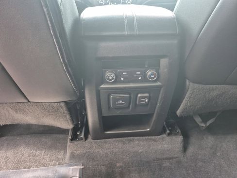 Used 2023 Chevrolet Traverse High Country w/ LPO, Floor Liner Package AWD/4WD image 15