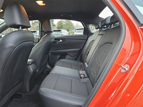 Certified 2024 Kia Forte GT-Line image 12