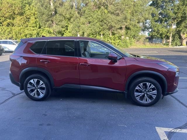 Used 2021 Nissan Rogue SV FWD image 4