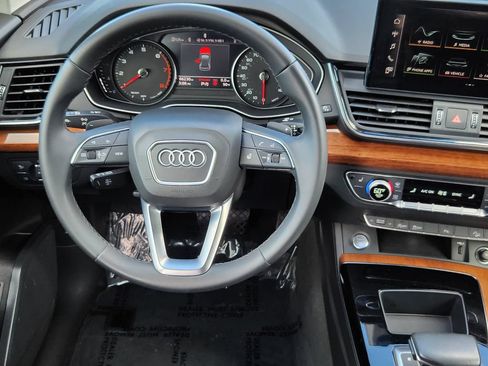 Used 2022 Audi Q5 2.0T Premium AWD/4WD image 3