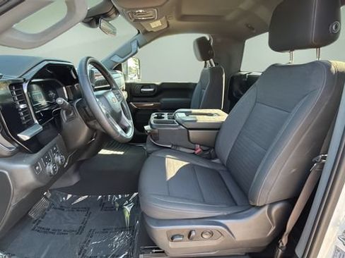Used 2024 Chevrolet Silverado 2500 LT w/ Convenience Package AWD/4WD image 19