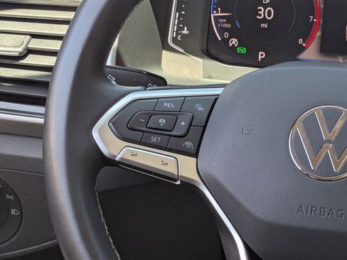 Used 2021 Volkswagen Atlas SEL Premium AWD/4WD image 17