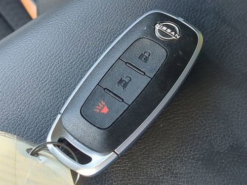 Used 2025 Nissan Kicks S FWD image 27