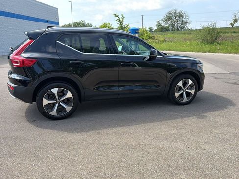 Used 2023 Volvo XC40 B5 Plus w/ Climate Package AWD/4WD image 6
