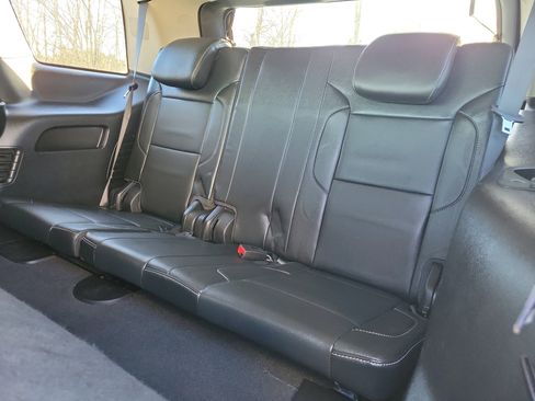 Used 2019 Chevrolet Tahoe LT image 17