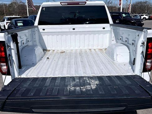 Used 2025 GMC Sierra 1500 Elevation image 4