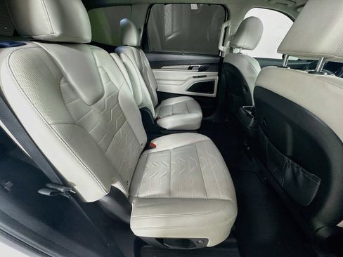 Used 2022 Kia Telluride SX w/ SX Prestige Package AWD/4WD image 38