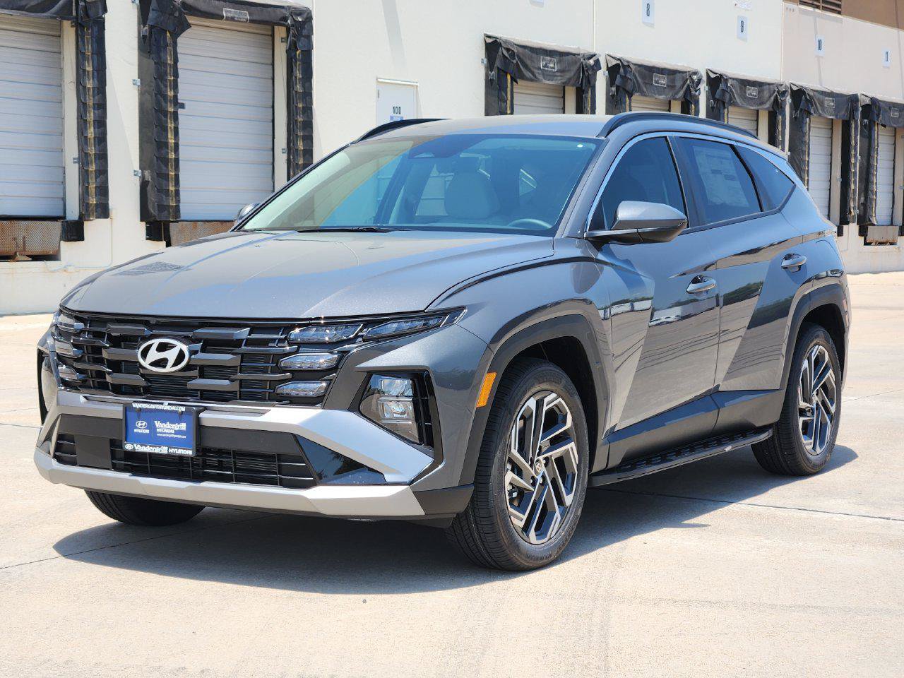New 2026 Hyundai Tucson SEL Plus FWD image 2