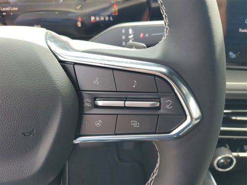 New 2026 Chevrolet Traverse LT w/ Driver Confidence Package image 23