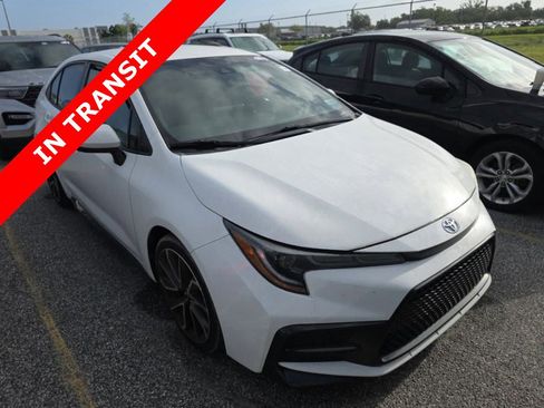 Used 2020 Toyota Corolla SE image 3