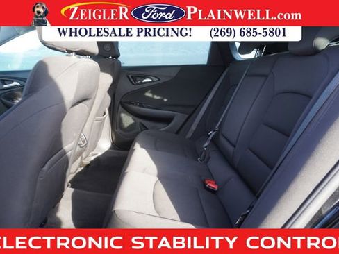 Used 2022 Chevrolet Malibu LT image 7