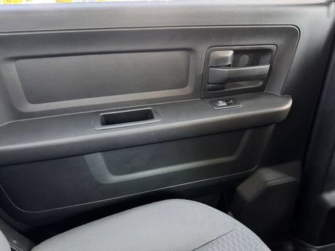 Used 2017 RAM 1500 Express AWD/4WD image 27