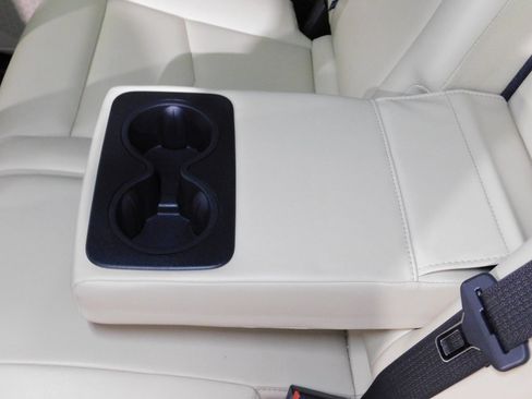 Used 2018 Cadillac XT5 AWD image 82