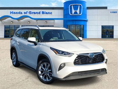 Used 2023 Toyota Highlander Limited