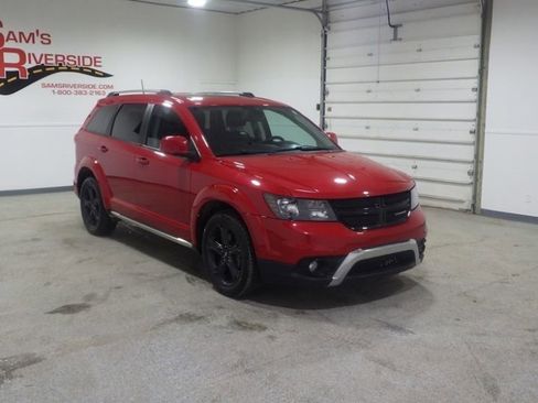 Used 2020 Dodge Journey Crossroad image 5