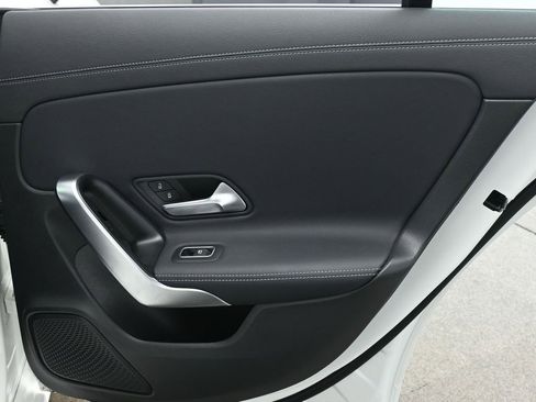 Used 2025 Mercedes-Benz CLA 250 image 17