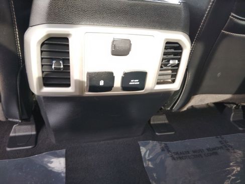 Used 2020 Ford F150 Lariat image 28