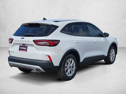 New 2026 Ford Escape Active FWD image 2