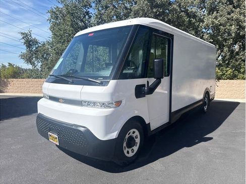 Used 2025 Chevrolet Brightdrop 600 w/ Power Door Package FWD image 3