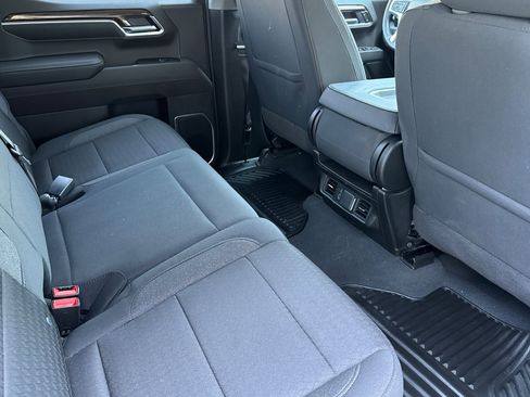 Used 2025 Chevrolet Silverado 1500 LT image 18