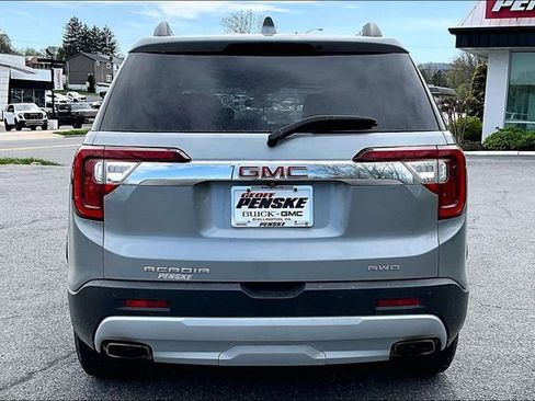 Used 2023 GMC Acadia SLE w/ Driver Convenience Package image 8