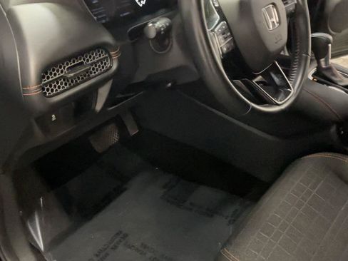 Used 2025 Honda HR-V Sport image 32