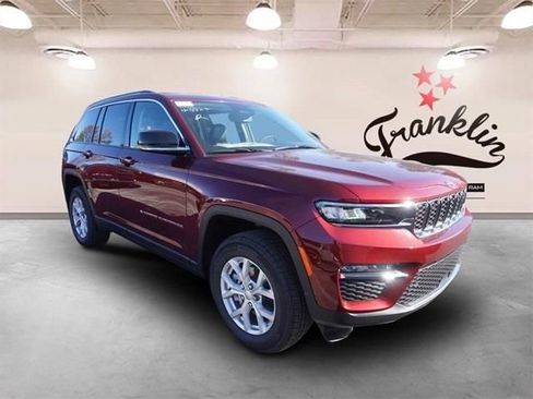New 2023 Jeep Grand Cherokee Limited AWD/4WD image 1