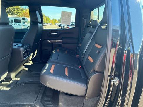 Used 2021 GMC Sierra 1500 AT4 w/ Technology Package AWD/4WD image 28