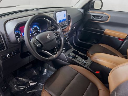 Used 2024 Ford Bronco Sport Badlands w/ Premium Package image 10