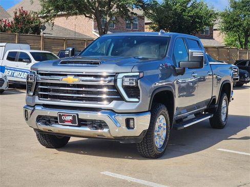 Used 2025 Chevrolet Silverado 2500 LTZ w/ LTZ Convenience Package AWD/4WD image 11