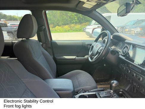 Used 2016 Toyota Tacoma 4x4 Double Cab image 15