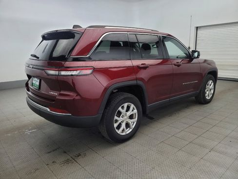 Used 2023 Jeep Grand Cherokee Limited image 9