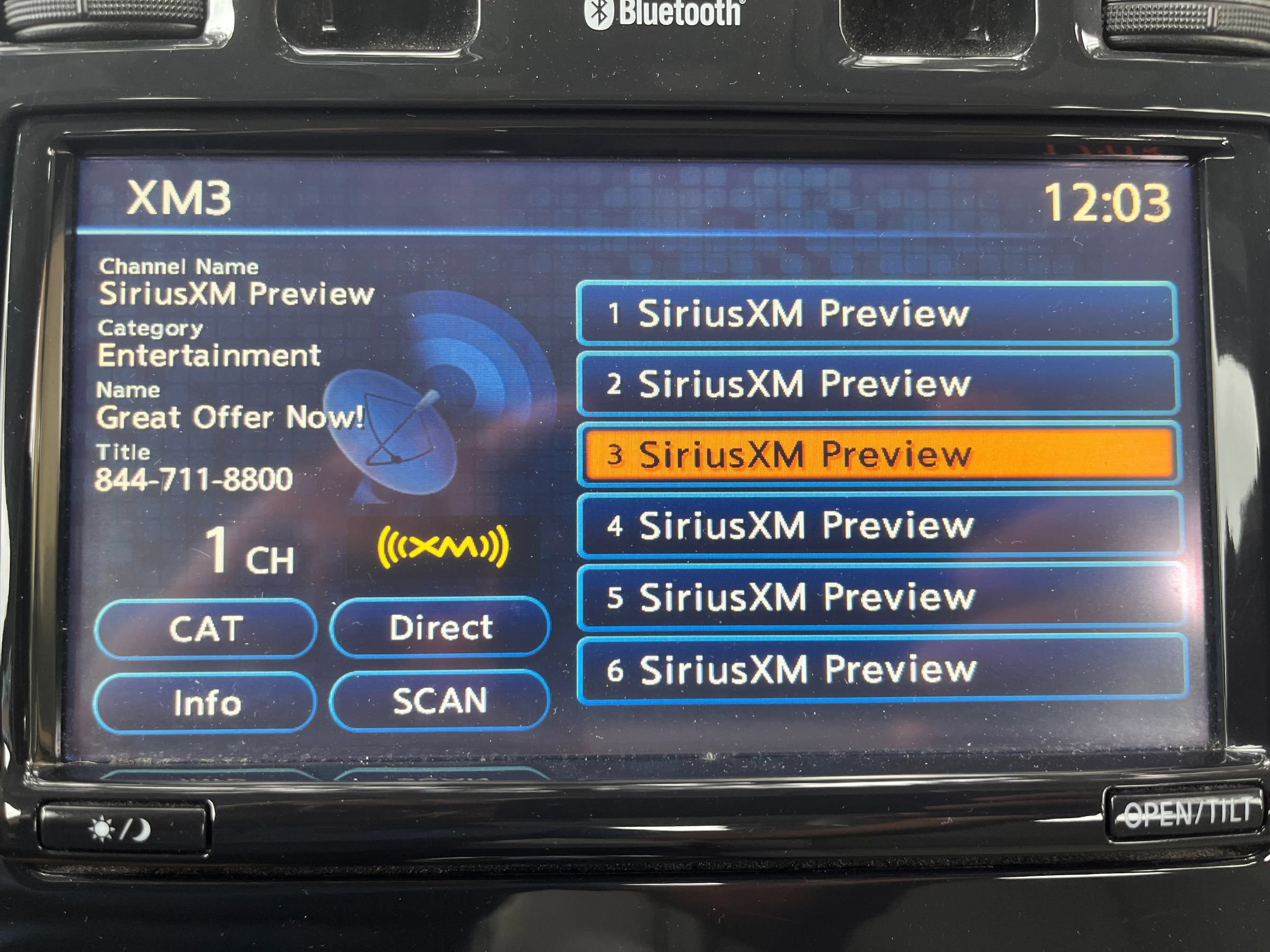 Used 2011 Nissan Leaf SL FWD image 20