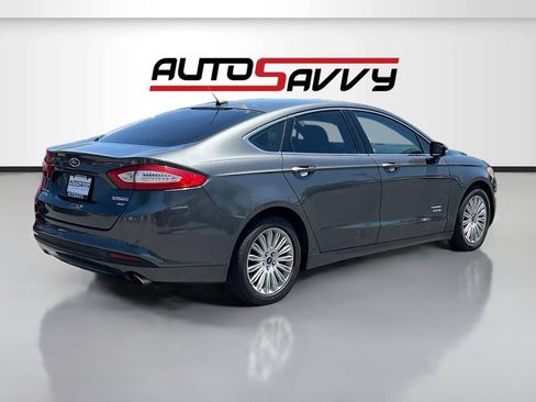Used 2016 Ford Fusion Energi SE FWD image 7