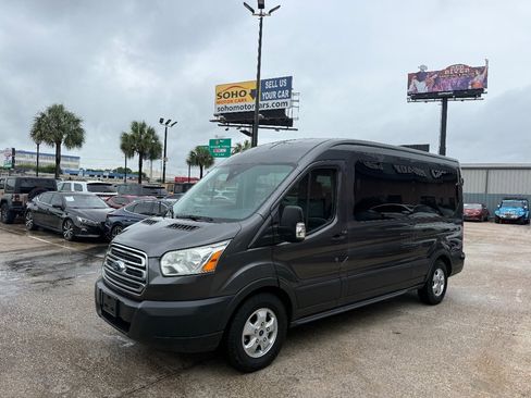 Used 2017 Ford Transit 350 XLT RWD image 8