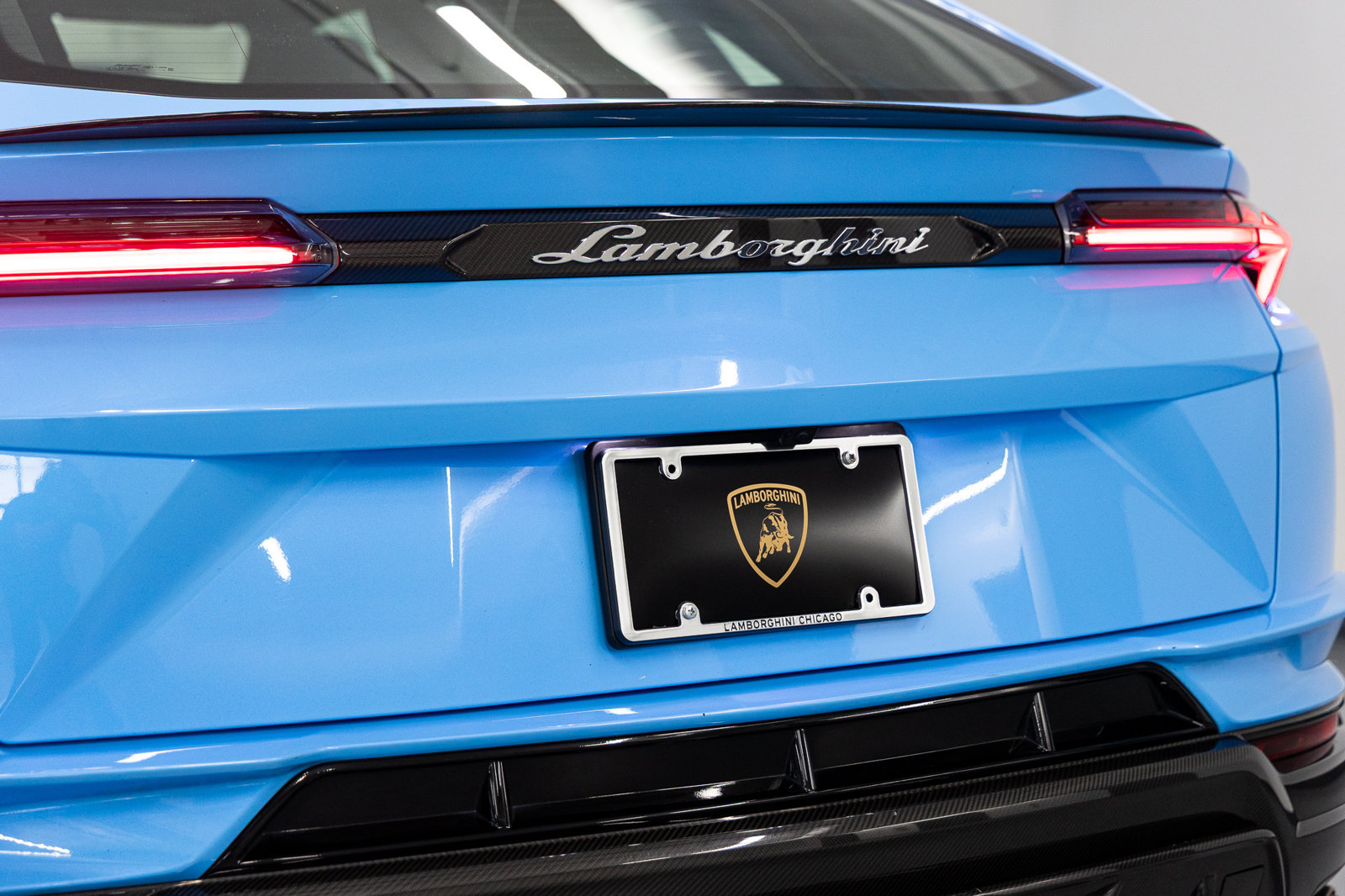 Used 2024 Lamborghini Urus Performante AWD/4WD image 25