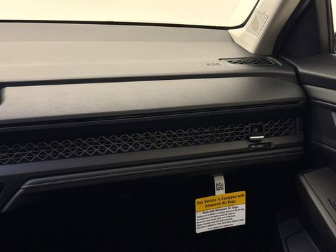 Certified 2025 Honda Accord SE image 16