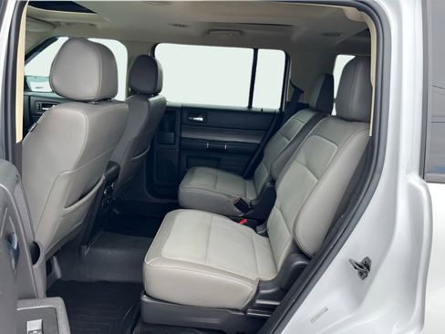 Used 2019 Ford Flex SEL w/ Equipment Group 202A AWD/4WD image 12