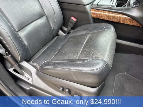 Used 2019 Chevrolet Suburban Premier RWD image 28