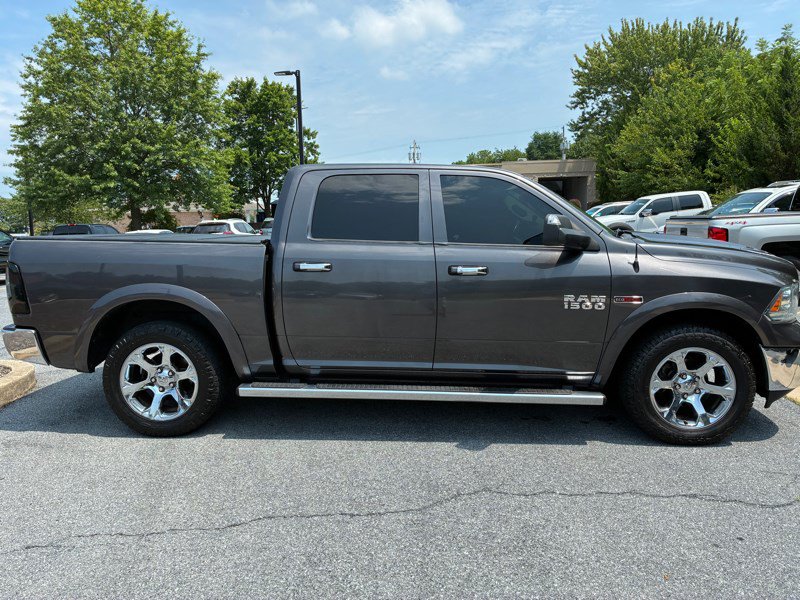 Used 2016 RAM 1500 Laramie w/ Convenience Group RWD image 4