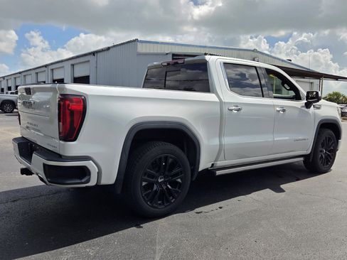 Used 2021 GMC Sierra 1500 Denali w/ Denali Ultimate Package AWD/4WD image 5