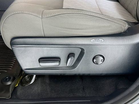 Used 2017 Toyota Tundra SR5 w/ TRD Off Road Package image 17