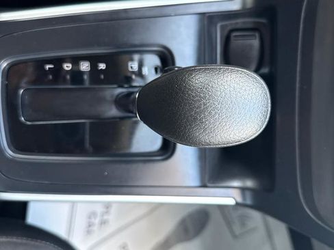 Used 2016 Nissan Sentra S image 20