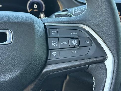 New 2027 Jeep Grand Cherokee Limited AWD/4WD image 26