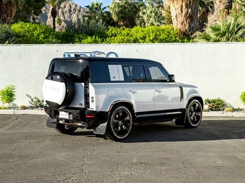 Used 2023 Land Rover Defender 110 V8 image 6