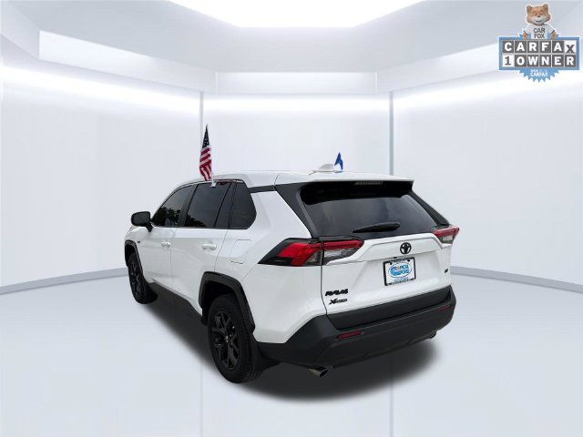 Used 2025 Toyota RAV4 LE FWD image 6